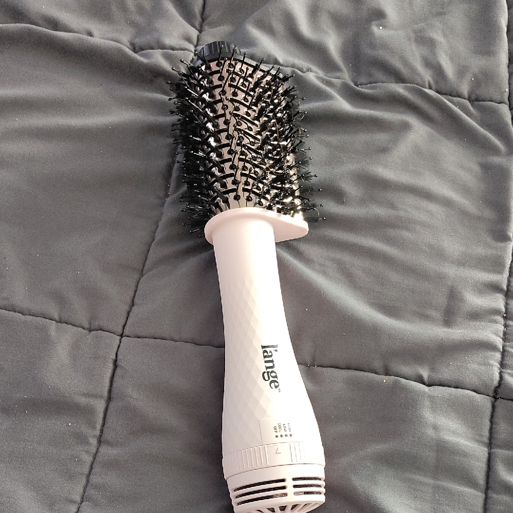 Lange Pink Round Vent Brush with Black Bristles